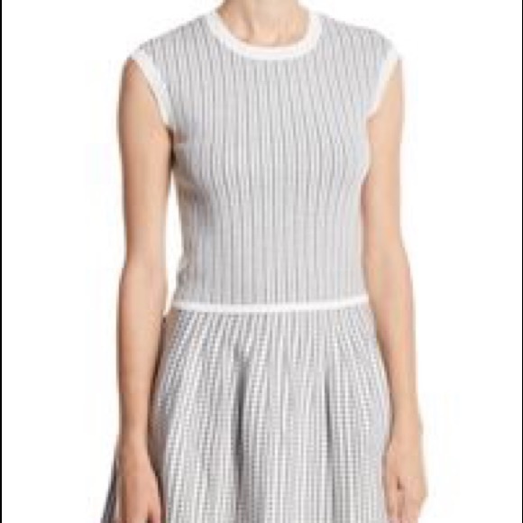 NWT Club Monaco Himalayan Cropped Sweater - Picture 3 of 7